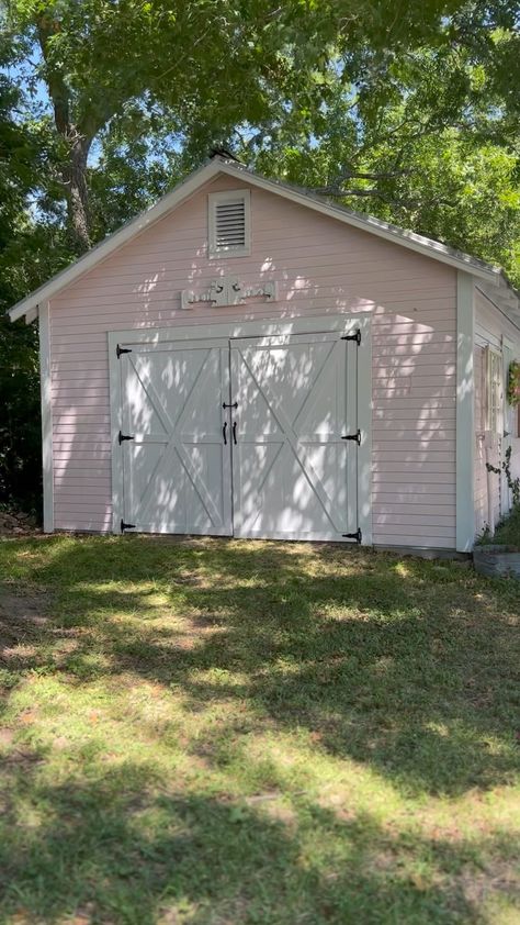 Pink Ranch House, Pink Farmhouse Exterior, Pink Garden Shed, She Shed Aesthetic, Pink Sheds, Pink She Shed, Shed Aesthetic, Pink Farmhouse Decor, Pink Shed