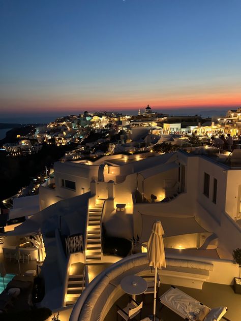 Follow me for more ⚜️ #santorini #santorinitravel #santoriniview #greeceguide #oiasantorini #eveningview #traveltogreece #santoriniwedding #greekislands Santorini Greece Aesthetic Night, Santorini Night, Santorini At Night, Santorini Oia, Evening View, Santorini Travel, Oia Santorini, Santorini Wedding, Santorini Greece