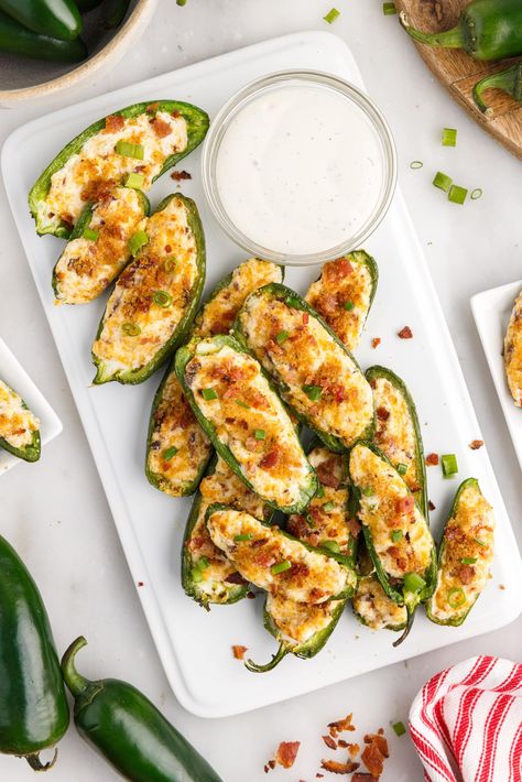 Air Fryer Jalapeno Poppers, Air Fryer Jalapeno, Breadcrumb Topping, Jalapeno Popper Recipes, Food Shots, Cheesy Bacon, Party Appetizers, Crumbled Bacon, Jalapeno Poppers