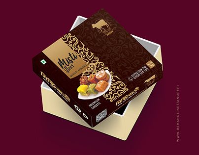 Packaging Design Food Box Ideas, Sweets Packaging, Sweet Box Design, Biscuits Packaging, Meal Box, Furniture Design Sketches, Motif Batik, Food Poster Design, Graphic Design Product