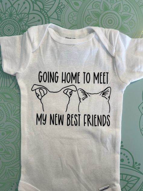 Going Home to Meet My Pups Baby Bodysuit Custom Personalized - Etsy Going Home To Meet My Pups Onesie, Going Home Outfit For Baby, Newborn Hospital Outfits, Baby Going Home Outfit, Cat Onesie, Hospital Outfit, Going Home Outfit, Going Home, Cat Clothes