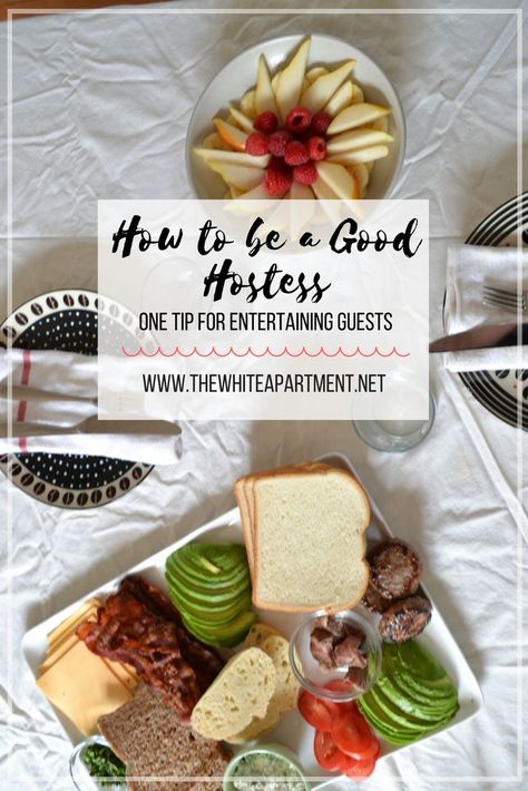 How To Be A Good Hostess, How To Be A Good Host, Dinning Etiquette, Hostess Tips, Hosting Christmas Party, Hostess Ideas, Christian Hospitality, Hosting Hacks, Dinner Party Planning