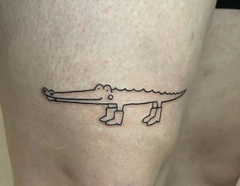 Croc Tattoo Ideas, Funny Alligator Tattoo, Tiny Crocodile Tattoo, Crocodile Tattoo Cute, Cartoon Crocodile Tattoo, Cute Gator Tattoo, Tiny Gator Tattoo, Crocodile Tears Tattoo, Alligator Tattoo Cute