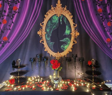 Maleficent theme party Disney Maleficent, Social Themes, Maleficent, Sweet 16, Snow White, Party Themes, Disney