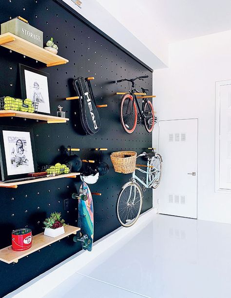 Bike Storage Apartment, Casa Hobbit, Garage Organisation, Gym Room At Home, Clutter Free Home, Garage Interior, Garage Makeover, Gym Room, Gym Decor