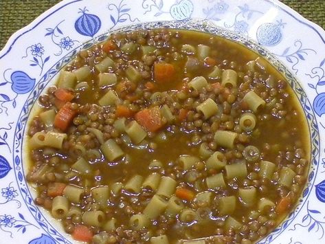 Pasta With Lentils, Italian Lentil Soup Recipe, Peasant Food, Lentil Dishes, Italian Dinner Recipes, Lentil Pasta, Slow Cooker Vegetarian, Lentil Soup Recipes, Sicilian Recipes