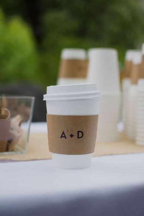 Reception Coffee Bar, Coffee Reception, Ge Aldrig Upp, Coffee Bar Wedding, Riverside Wedding, Reception Gifts, Riverside Weddings, Personalized Coffee Cup, Cup Sleeves