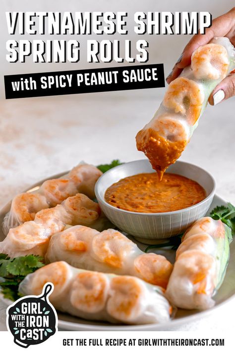 Vietnamese Shrimp Rolls, Spring Rolls Recipe Shrimp, Vietnamese Shrimp, Shrimp Egg Rolls, Easy Diner, Crunchy Vegetables, Asian Appetizers, Shrimp Spring Rolls, Seafood Shrimp