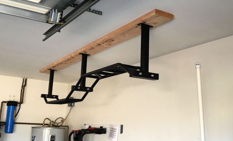 Budget Home Gym, Diy Pull Up Bar, Home Workout Space, Small Home Gym Ideas, Dream Home Gym, Small Home Gym, Diy Home Gym, Working Out At Home, Diy Ceiling