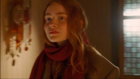 Sadie Sink All Too Well, All Too Well Short Film, Red Season, All Too Well, Taylor Swift Red, Taylor Swift Videos, Model Face, Red Taylor, Sadie Sink