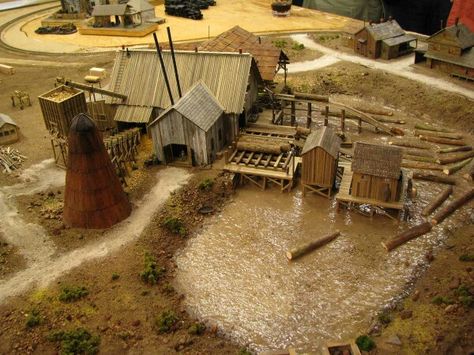 Incredible lumber mill Ho Scale Buildings, Lumber Yard, Model Train Table, Lumber Mill, Model Training, Garden Railroad, Train Table, Toy Trains Set, Model Train Sets