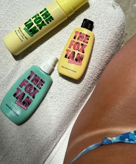 Signature Fox Tan tan lines... 🤌🏽⁠ ⁠ For your deepest and fastest tan yet, you know the drill bestie-> thefoxtan.com ⁠ ⁠ THIS WEEK'S GIVEAWAY 🍭WIN our Rapid Candy Oil 🍭⁠ TO ENTER - Like this post & tag your bestie! You can enter as many times as you like! Share to your story for an extra cred (don't forget to tag us bby!)⁠ How To Get Really Tan Fast, The Fox Tan, Tan Lines And Good Times Summer, Tan Routine Beach, How To Tan Faster, Instant Tan, Summer Tanning, Basic Skin Care Routine, Tanning Oil