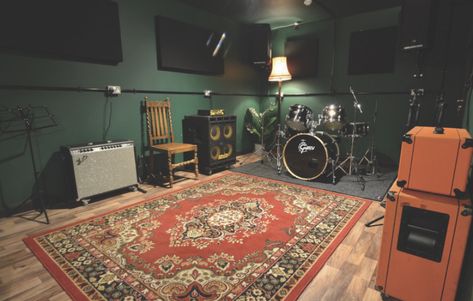 Basement Music Studio, Drums Studio, Music Room Design, Rehearsal Studios, Drum Room, Music Recording Studio, Rehearsal Room, Music Recording, Garage Studio