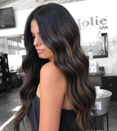 Jordan Underwood Hair, Black Hair With Brown Extensions, Hair Color Ideas For Brunettes With Layers, Teasy Lights Black Hair, Dark Hairstyles With Highlights, Level 4 Hair With Highlights, Natural Black Balayage, Dark Down Hair With Highlights, Off Black Hair With Highlights