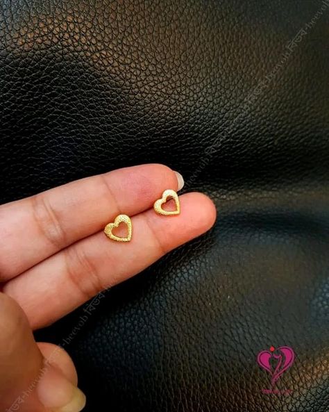 Baby Ear Rings Gold, Simple Daily Wear Earrings Gold Indian, Studs Earrings Gold India, Fire Desserts, Ear Rings Gold, Gold Earrings Studs Simple, Studs Earrings Gold, Jp Fashion, Classy Glasses