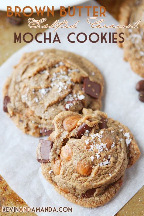 Brown Butter Salted Caramel Mocha Cookies Salted Caramel Mocha, Mocha Cookies, Gooey Caramel, Caramel Mocha, Crinkle Cookies, Think Food, Healthy Ideas, Brown Butter, Eat Dessert