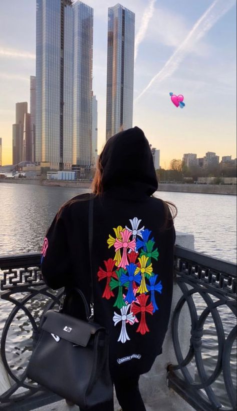 Chrome Hearts Jacket, Chrome Hearts Outfit, Chrome Hearts Hoodie, Black Men Street Fashion, Heart Clothes, Streetwear Shorts, Hearts Girl, Fire Fits, Baddie Outfits Casual