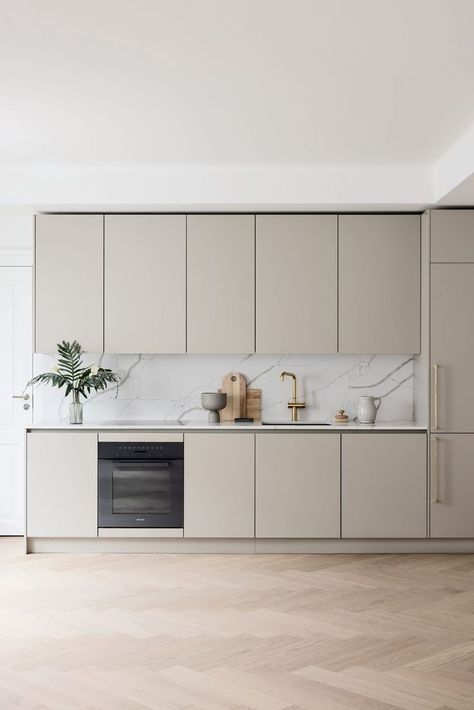 Minimal Kitchen Design, Modern Minimalist Kitchen, Kabinet Dapur, Dream Kitchens Design, Minimalist Kitchen Design, Beige Kitchen, Modern Kitchen Interiors, Remodel Inspiration, Remodel Kitchen