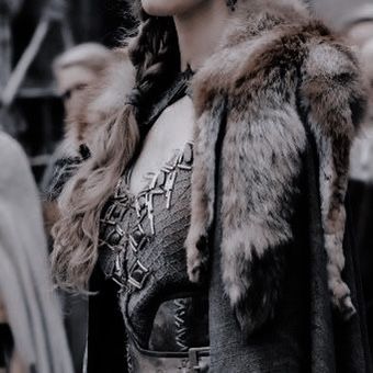 Viking Women Aesthetic, Female Viking Aesthetic, Nordic Witch Aesthetic, Viking Aesthetic Woman, Viking Woman Aesthetic, Viking Aesthetic, Royalty Aesthetic, The Last Kingdom, Viking Woman