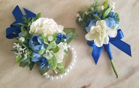 Blue And Green Corsage Prom, Royal Blue Corsage And Boutonniere, Blue And White Corsage, Royal Blue Boutonniere, Blue Corsage And Boutonniere, Royal Blue Corsage, Prom Corsage Blue, Blue Wrist Corsage, Boutonniere And Corsage