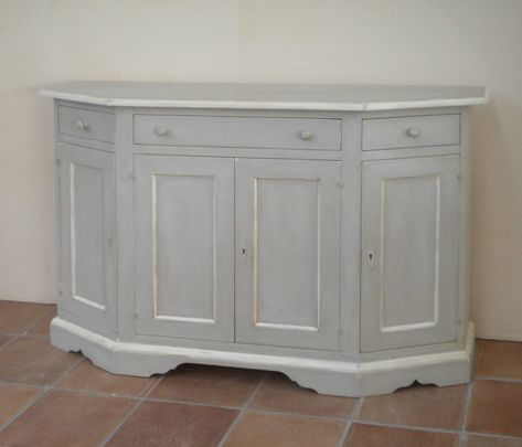 Shabby non è solo bianco! - Mobili per Passione Credenza, Shabby Chic, Furniture, Home Decor, Home Décor