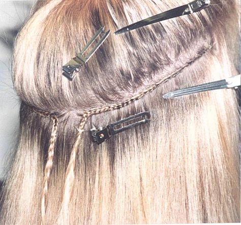 Are you a white girl looking for the most suitable hair extensions? Yes, you can have them too. Here is all that you should know about hair extensions for white girl. White Girl Braids, Permanent Hair Extensions, Hair Extensions Tutorial, Sew In Extensions, Diy Hair Extensions, Hair Extensions Before And After, Sew In Hair Extensions, Types Of Hair Extensions, Luxy Hair