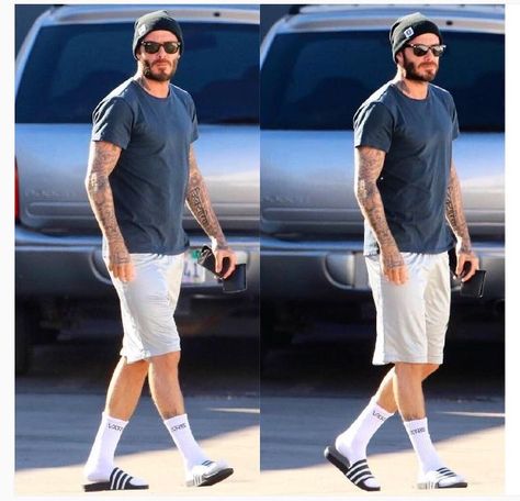 Adidas Slides Outfit Men, Adidas Slides Outfit, Streetwear Wallpaper, David Beckham Style, Slippers Outfit, Slides Outfit, Adidas Socks, Adidas Slides, Relaxed Outfit