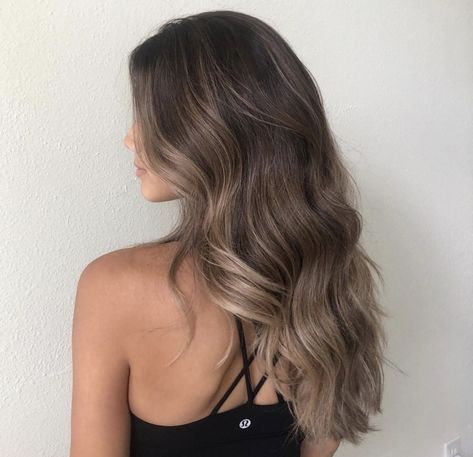 Ash Brown Hair Balayage, Light Brunette Hair, Brown Hair Looks, Brown Hair Inspo, Brunette Hair With Highlights, Brunette Balayage Hair, Brown Hair Balayage, Light Hair Color, Brown Blonde Hair