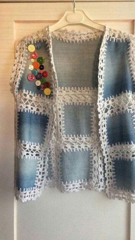 @iragrynda Yard Accessories, Gilet Crochet, Sewing Blouses, Mode Crochet, Stil Boho, Denim Ideas, Denim Crafts, Crochet Jacket, Crochet Vest