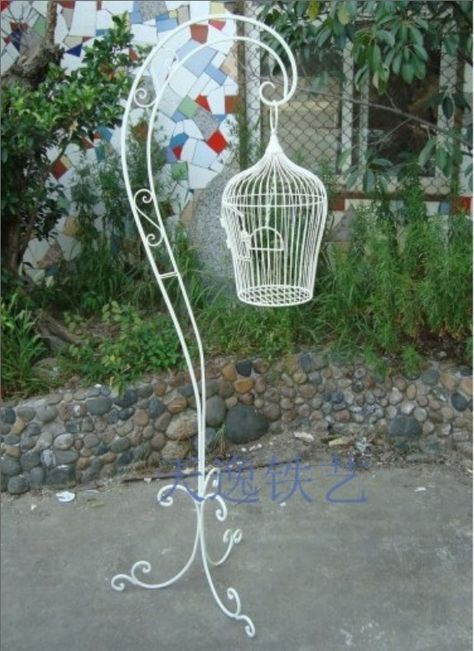 Wrought Iron Self Standing Birdcage - Too cute! Rustic Lanterns Wedding, Bird Painting Diy, Antique Bird Cages, Bird Cage Stand, Love Birds Painting, Small Bird Cage, Lantern Stand, Hanging Bird Cage, Homemade Bird Houses