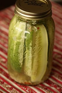 Claussen Pickle Recipe, Pickling Veggies, Claussen Pickles, Canning Pickles Recipe, Pickles Recipes, Store Strawberries, Canned Veggies, Freezing Strawberries, Make Pickles