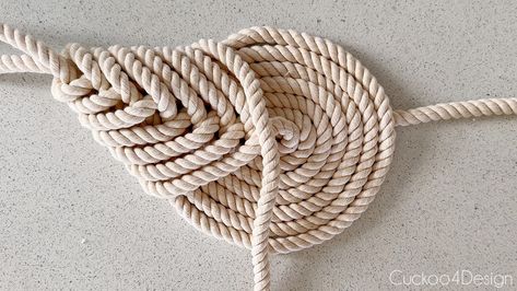 Surprisingly easy macrame pipa knot wall hanging tutorial Easy Macrame Wall Hanging Tutorials, Wall Hanging Tutorials, Macrame Ending Knot, Macreme Basic Knots How To, Macrame Anchor Pattern, Vertical Clove Hitch Knot Macrame, Macrame Clove Hitch Knot, Easy Macrame Wall Hanging, Rope Garland