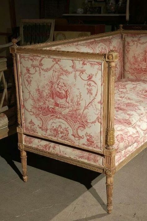 French Settee, Antique Settee, Toile Bedding, Muebles Shabby Chic, Red Toile, French Toile, Toile Fabric, French Beauty, French Fabric