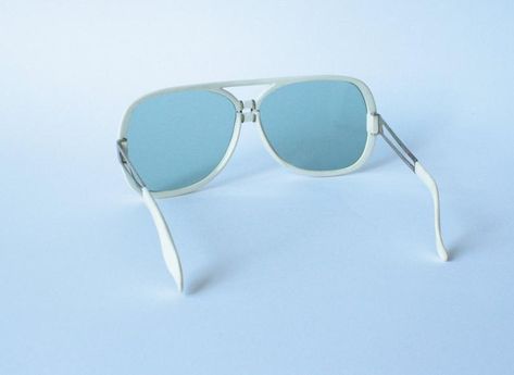 White sunglasses Vintage glasses Sunglasses vintage Retro | Etsy Dapper Fashion, Hippie Mode, Vintage Sunglasses Retro, Brown Hair Blue Eyes, Sunglasses White, Hippie Fashion, Mode Hippie, Sunglasses Retro, Retro Watches