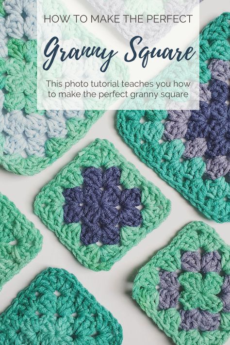 This photo tutorial teaches you how to crochet the perfect granny square, change the colour in the granny and how to close of neatly. Perfect Granny Square, Granny Square Blanket Tutorial, Crochet A Granny Square, Easy Granny Square, Crochet Granny Square Tutorial, Granny Square Tutorial, Granny Pattern, Thread Up, Granny Square Afghan