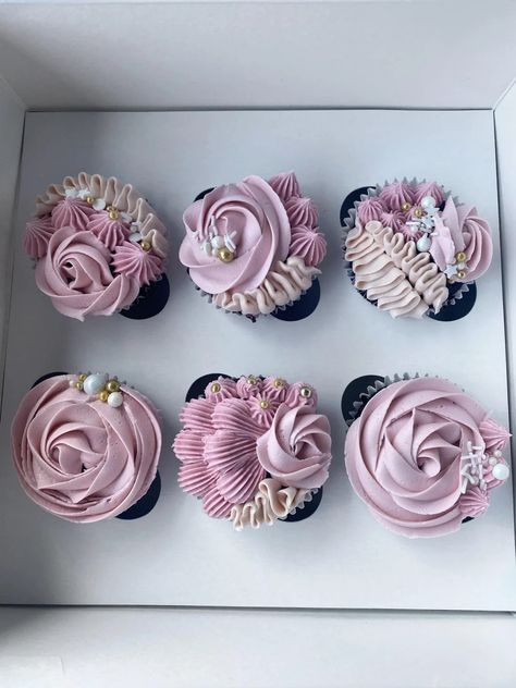 Cupcakes 50th Cupcakes For Women, Birthday Cupcakes For Women Pretty, Pretty Cupcakes Ideas Birthday, Customize Cupcakes, Pretty Cupcakes Ideas, Elegant Cupcake Designs, Beautiful Cupcakes Birthday, Classy Cupcakes, Cupcakes For Birthday