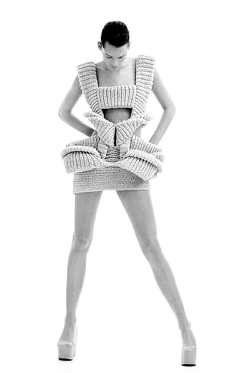 Architectural Fashion Design, Structure Clothing, Architectural Fashion, Hiar Style, Chunky Sweaters, Sculptural Fashion, Sandra Backlund, Swedish Fashion, Textiles Fashion