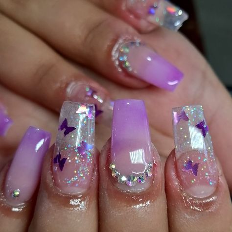 Purple Nail Inspo Acrylic Short Almond, Lavender And White Nails, Quince Nails, Pretty Fingers, Lipstick Nails, Medium Nails, Purple Acrylic Nails, Wow Nails, Nails Purple