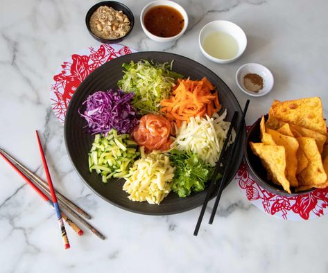 Yu Sheng Prosperity salad (Thermomix® Cutter, TM6) Prosperity Salad, Yu Sheng, Plum Sauce, Five Spice Powder, Wonton Wrappers, Red Cabbage, Thermomix Recipes, Dressing Recipe, Pine Nuts