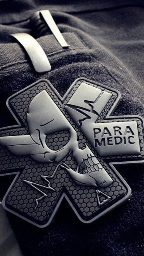 Emt Iphone Wallpaper, Flight Medic Tattoo, Paramedic Wallpaper Iphone, Paramedic Wallpaper, Firefighter Wallpaper, Paramedic Tattoo, Flight Paramedic, Paramedic School, Army Medic