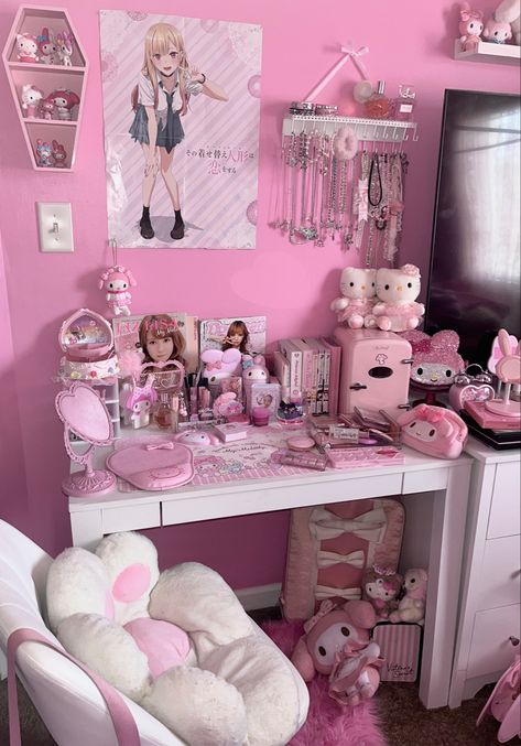 Kawaii Room Ideas, Hello Kitty Room Decor, Kawaii Bedroom, Hello Kitty Rooms, Otaku Room, Pink Room Decor, Cute Bedroom Ideas, Girly Room, Cute Bedroom Decor