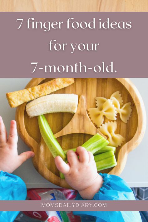 If you went down the pureed-food weaning process, now may be a good time to introduce finger foods to encourage chewing. Want to give it a try? Here’s a shortlist of finger foods for 7-month-old babies. 7 Month Old Food Recipes, 7 Month Old Solid Food, 7 Month Weaning Recipes, Weaning Recipes 7 Months, Food Ideas For Infants, Snacks For 7 Month Old, Lunch For 7 Month Old, 7 Month Old Finger Foods, Finger Foods For 8 Month Old