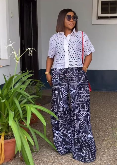 Adire Fashion, Palazzo Pants Outfit, Nigerian Lace Styles Dress, Nigerian Lace Styles, Ankara Tops, African Print Tops, African Accessories, Nigerian Lace, Lace Styles