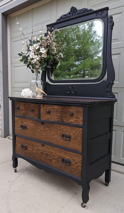 Furniture Makeover Inspiration, Refinishing Furniture Diy, Furniture Rehab, Diy Furniture Renovation, Furniture Renovation, Repurposed Furniture Diy, Refurbished Furniture, Furniture Restoration, Furniture Makeover Diy