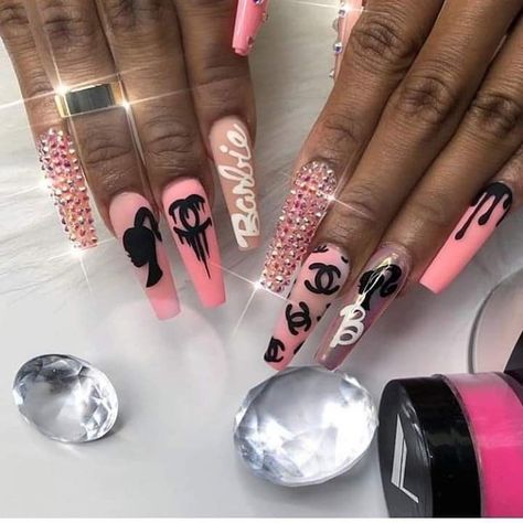 Gucci Nails, Chanel Nails, Cute Acrylic Nail Designs, Long Acrylic Nails Coffin, Bling Acrylic Nails, Pink Acrylic Nails, Coffin Nails Designs, Bling Nails, Pretty Acrylic Nails