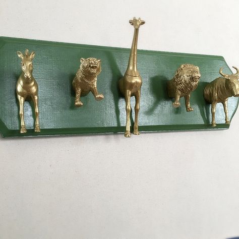 Animal Key Hook and Accessories Hanger Metallic by BizArtDesigns Animal Hooks, Custom Wall Decor, New Bedford, Jewelry Hanger, Zoo Animal, Dog Jewelry, Picture Hangers, Large Animals, Giraffes