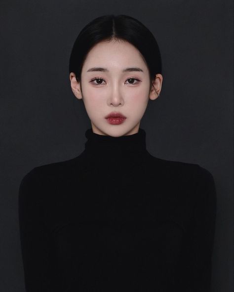 Korean Lady Like Makeup, Korean Ladylike Makeup, Lady Like, Makeup Styles, Fashion Poses, Fashion Makeup, Photo Ideas, Eye Makeup, Makeup