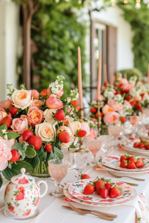 Berry Table Decor, Strawberry Themed Tablescape, Strawberry Wedding Decor, Berry First Birthday Table Set Up, Picnic Themed Bridal Shower Ideas, Strawberry Floral Arrangement, Strawberry Table Decor, Birthday Tablescape For Women, Pink Floral Bridal Shower Ideas