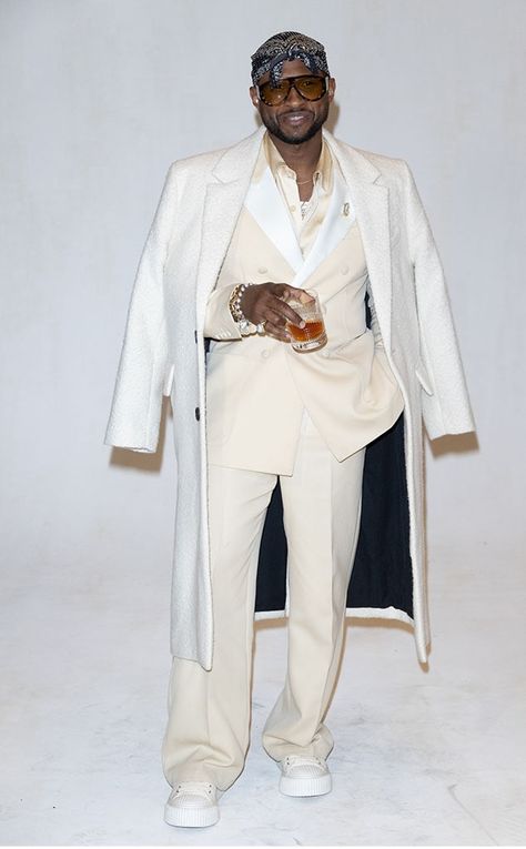 Usher Fashion, Fall Menswear, Usher Raymond, Fashion Week 2023, Best Dressed Man, Clean Nails, Menswear Collection, Good Looking Men, Celebrity Gossip