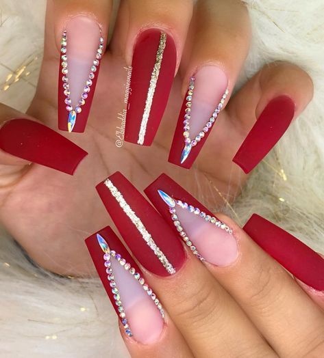 Nail Supplies & Inspo 💖 on Instagram: “@maggie_elshaddianails TAG #ShiningClaws for a repost 💅 . . . . . #hudabeauty #vegas_nay #makeupblogger #nails💅 #nailitdaily #ombre…” Red Nails With Rhinestones, Diamond Nail Designs, Long Red Nails, Red Christmas Nails, Red Acrylic Nails, Nails Design With Rhinestones, Red Nail Designs, Long Acrylic Nails Coffin, Christmas Nails Acrylic